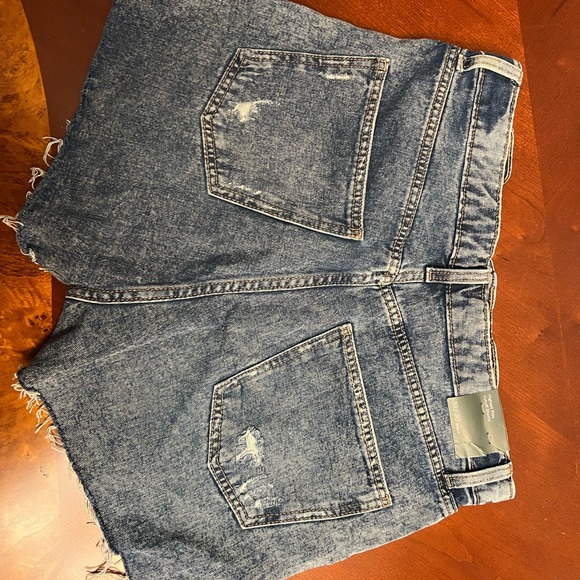 WILD FABLE JEAN SHORTS high rise cutoff - Picture 4 of 5